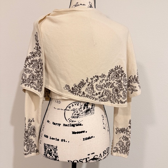 Anthropologie Moth Wrap Cardigan Embroidered Sz XS Wool Blend Quiet Luxury - Picture 7 of 16